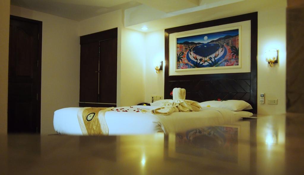 Paradise Inn Karon Екстер'єр фото