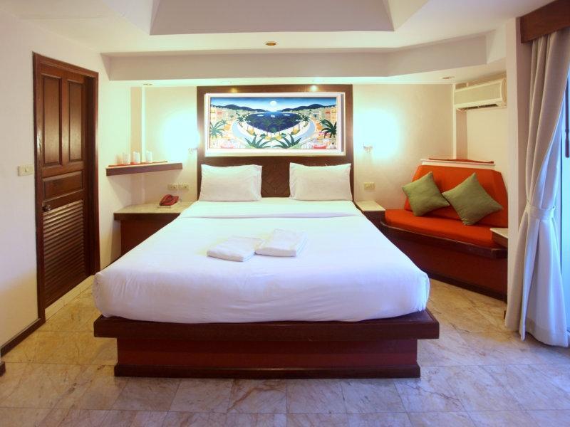 Paradise Inn Karon Екстер'єр фото