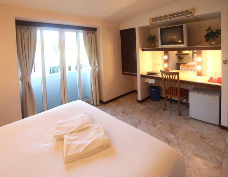 Paradise Inn Karon Екстер'єр фото
